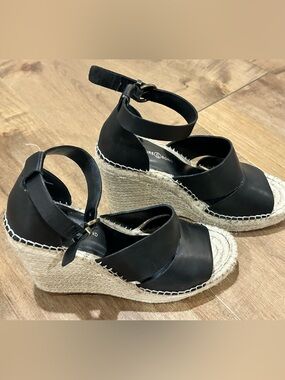 Treasure & Bond Sannibel Platform Wedge Black Sandals 7.5